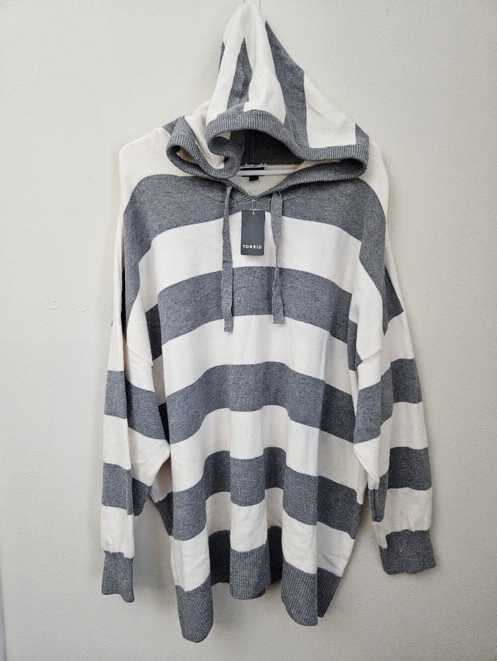 torrid Gray and White Striped Hooded Knit Pullover Size 4